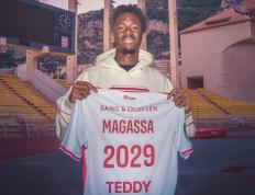 爱游戏体育下载-法媒：诺丁汉森林正式报价摩纳哥21岁中场马加萨