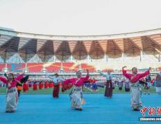 aiyouxi-2025中国明星足球队西宁邀请赛打响