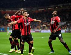 爱游戏体育官网-意甲-莱切1-2米兰：巧妇难为无米之炊！囧叔执教的米兰陷入困境|前瞻