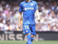 爱游戏体育首页-迪马：维罗纳即将签下西班牙中场耶鲁-圣地亚哥与后卫乌奈-努涅斯