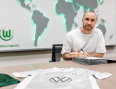 爱游戏-官方：埃里克森自由身加盟沃尔夫斯堡 签约2年身披24号