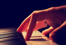 ayxsports-久保建英成焦点，星空西甲体育报道皇家社会坚守核心