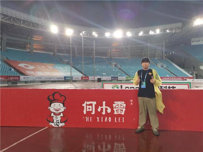 ayxsports-“小店支持苏超，我们支持小店”，网商银行“赞助”苏超小微企业赞助商何小雷鲜卤