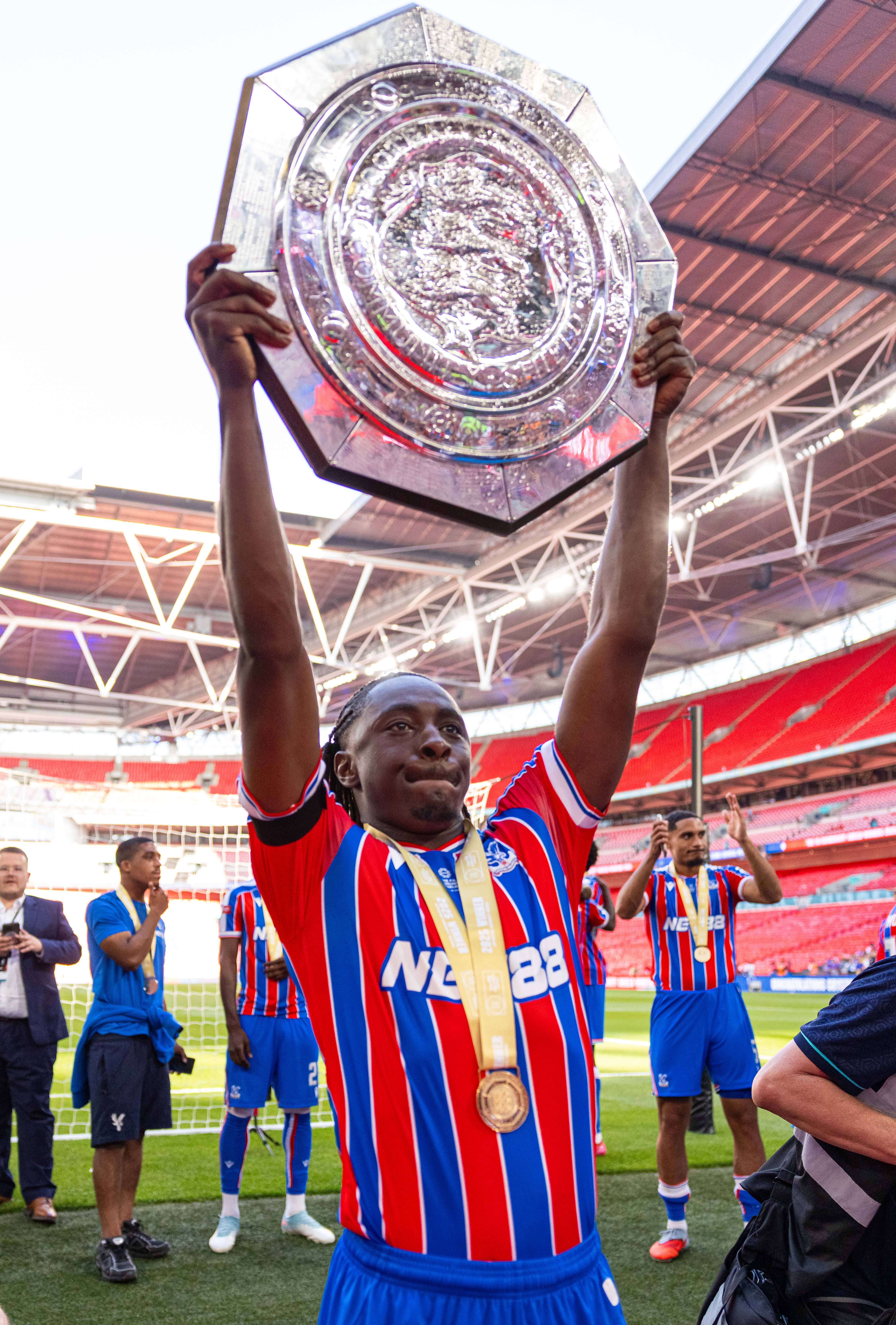 爱游戏体育平台-足球｜水晶宫夺得社区盾