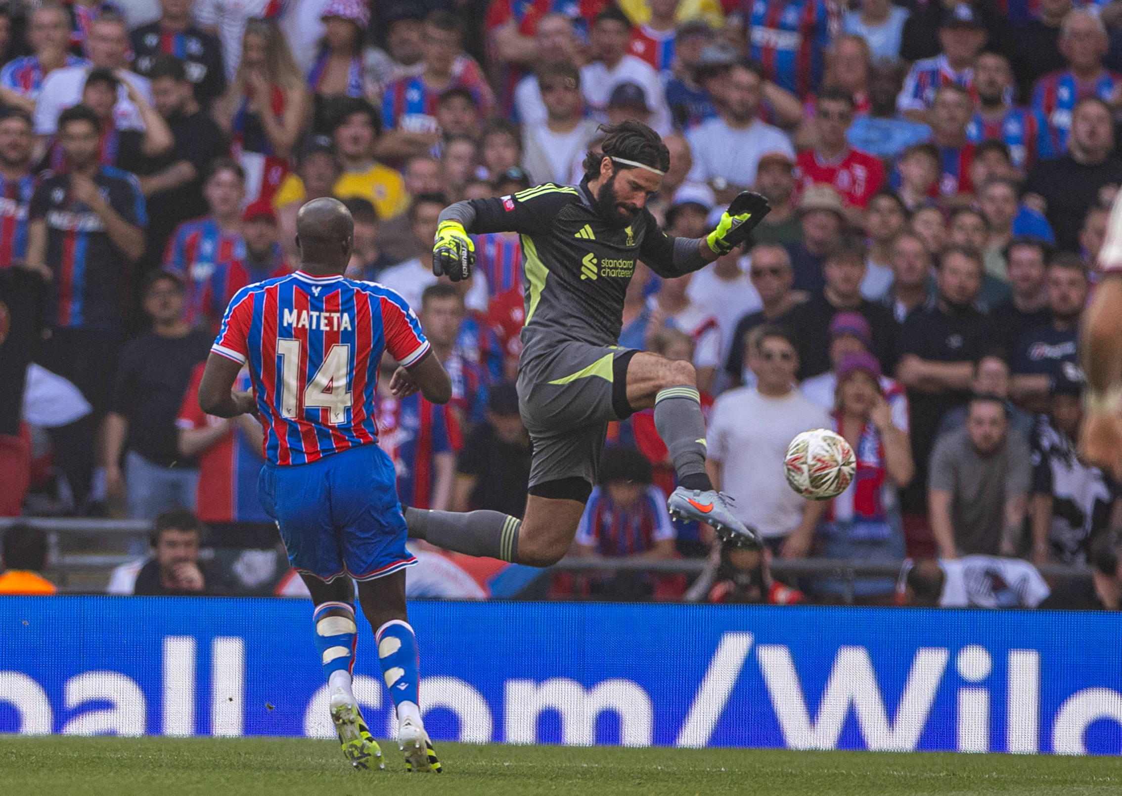 爱游戏体育平台-足球｜水晶宫夺得社区盾