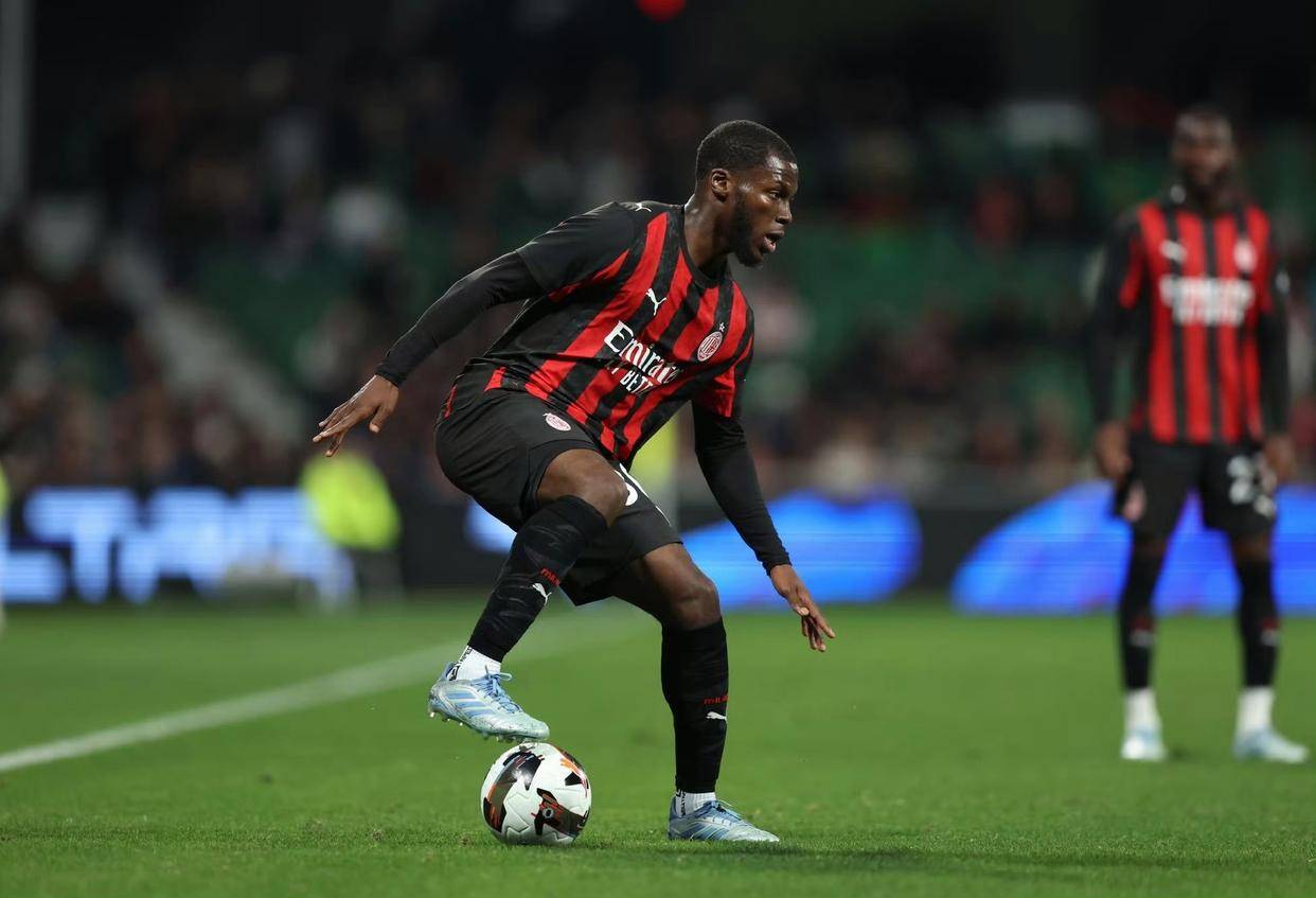 爱游戏体育中国-打晕送走?诺丁汉森林欲3000万欧报价穆萨,那不勒斯加入争夺