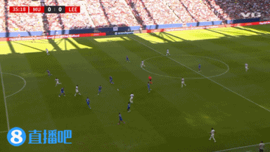 爱游戏体育首页-半场-曼联0-0利兹联 库尼亚首秀奥比抽射造险利兹联0射门