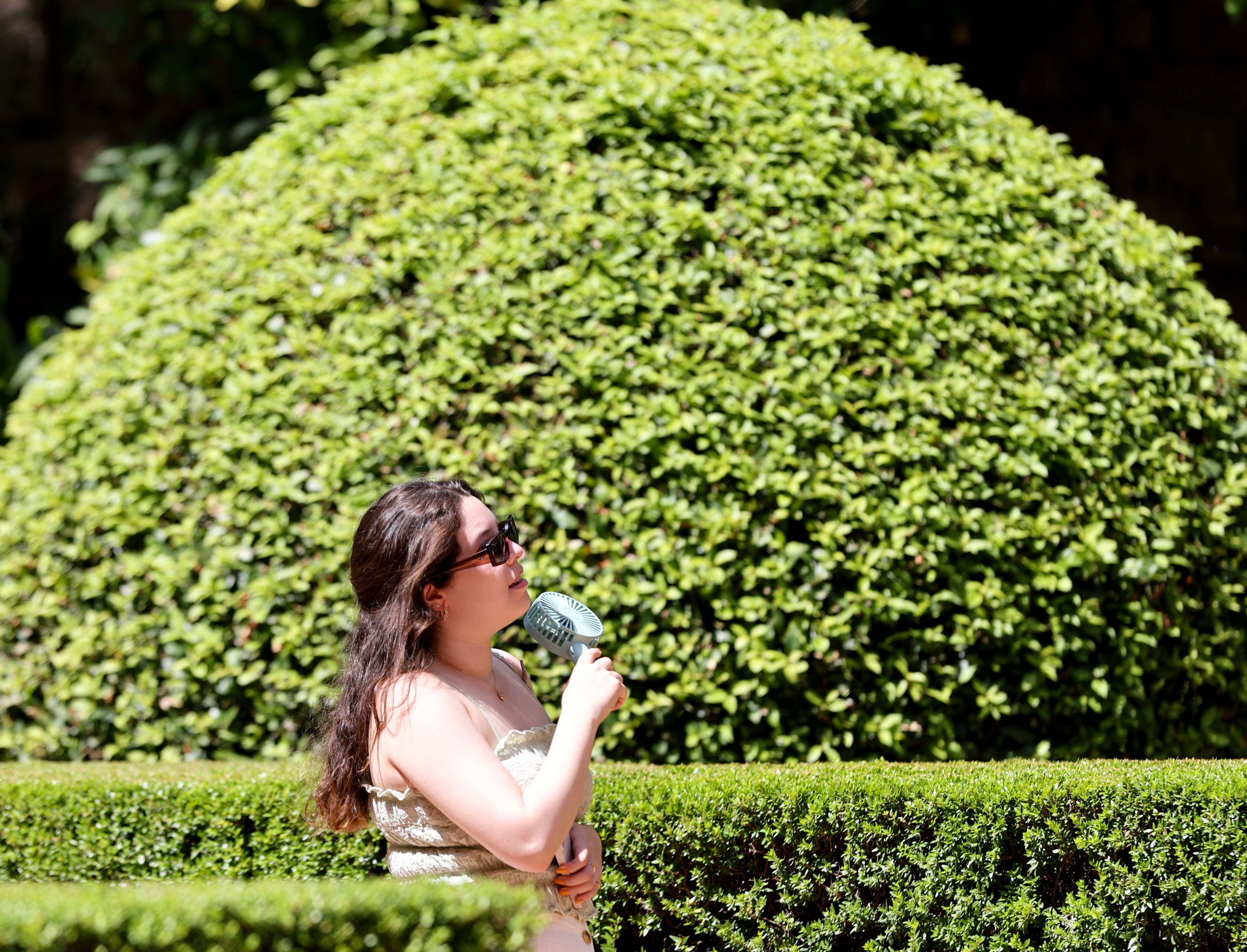 爱游戏体育下载-西班牙塞维利亚:烈日炎炎