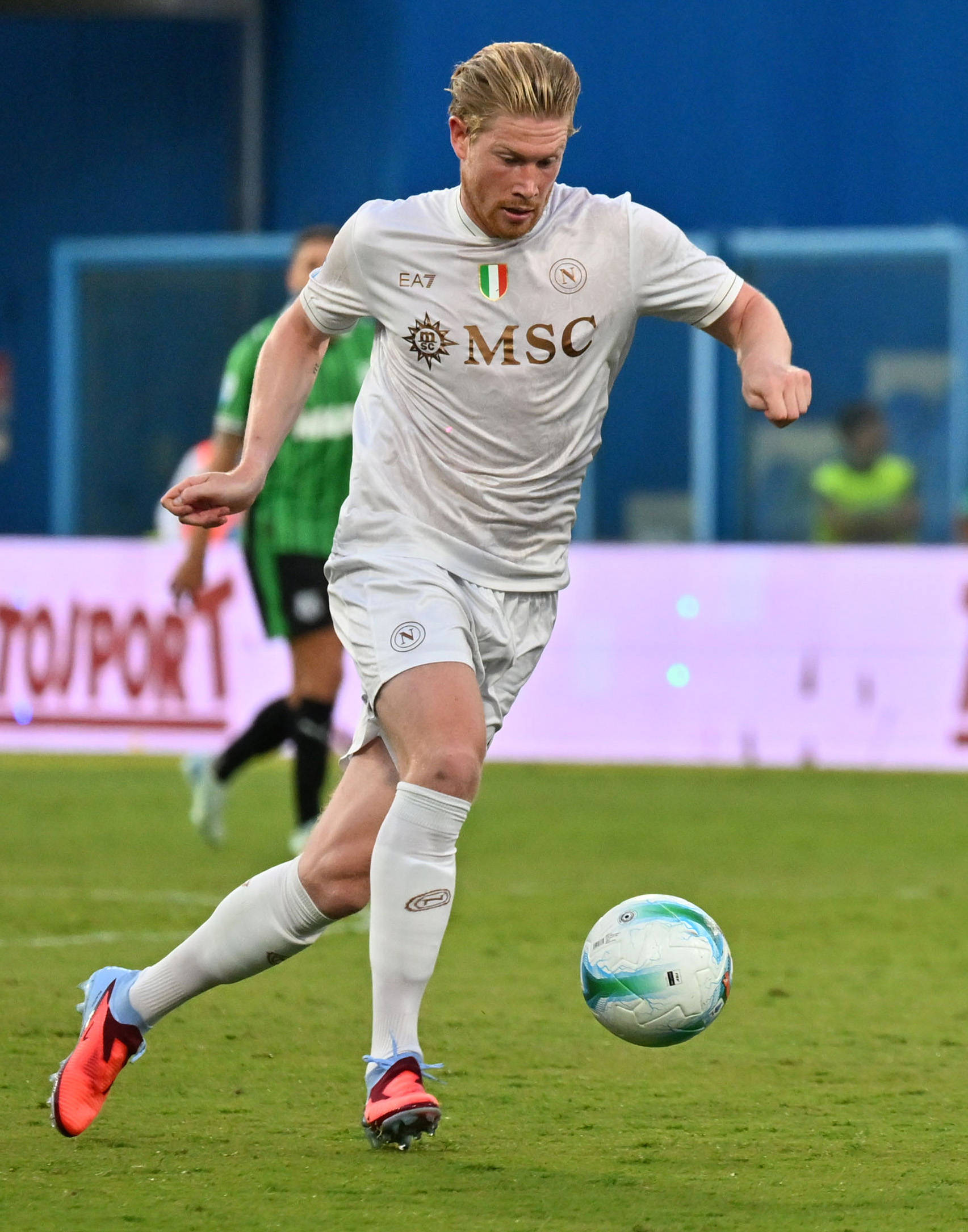 ayxsports-(体育)足球——意甲:那不勒斯胜萨索洛