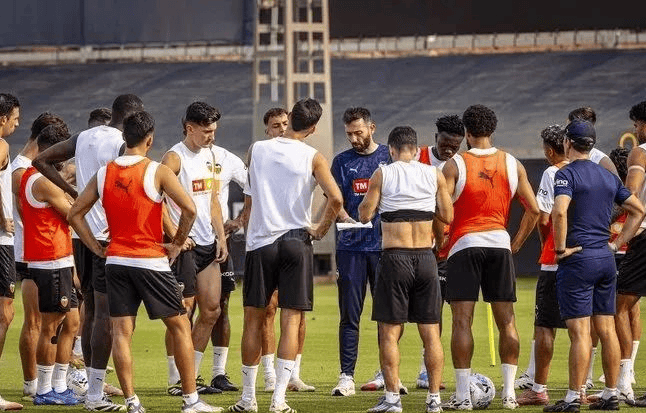 爱游戏体育首页-奥萨苏纳vs巴伦西亚