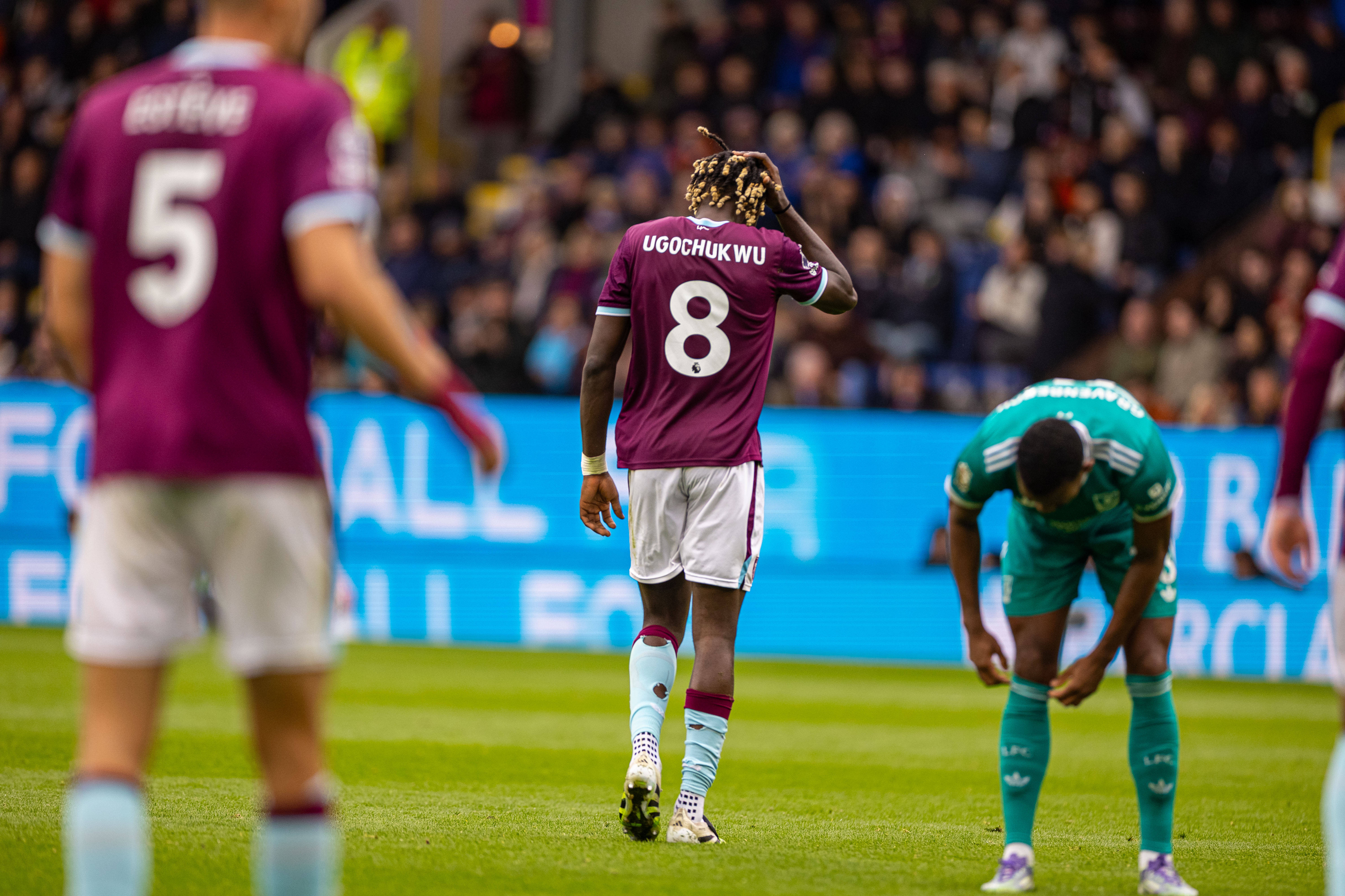 aiyouxi-(体育)足球——英超:利物浦胜伯恩利