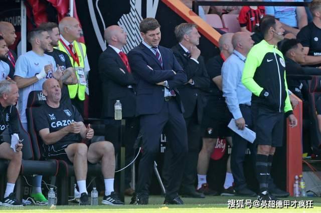 爱游戏体育首页-诺丁汉森林新帅肖恩戴奇继续禁止球员训练时佩戴保暖脖套和帽子!